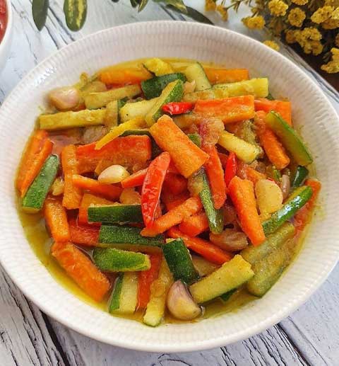 Resep dan Cara Membuat Acar Kuning Enak Menyegarkan 2 resep acar kuning