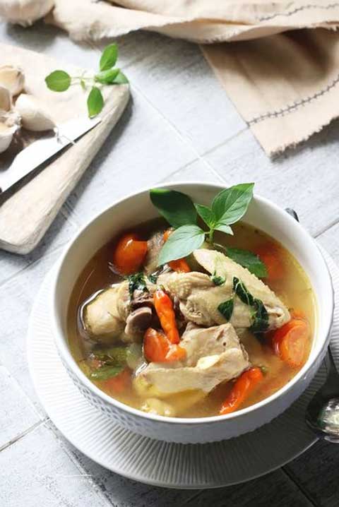 Resep Ayam Pindang Serani Enak dan Mudah Cara Membuatnya 1 resep ayam pindang serani