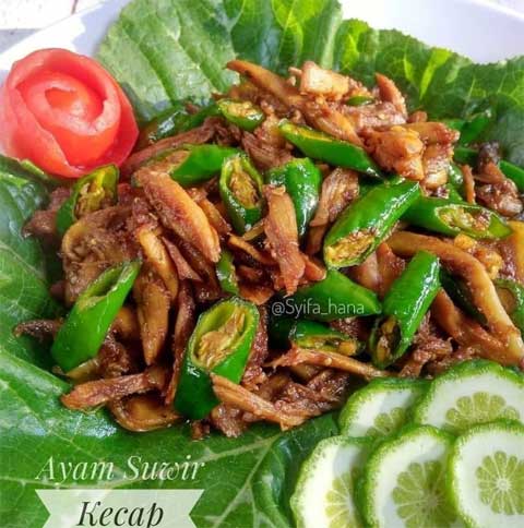 Resep Ayam Suwir Kecap Enak Manis dan Gurih 3 resep ayam suwir kecap cabe hijau