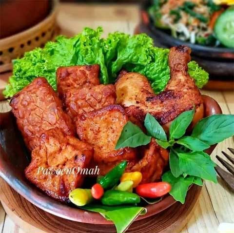 Resep Bacem Ayam Tahu Tempe Legit Manis Praktis Cara Membuatnya 1 bacem ayam tahu tempe