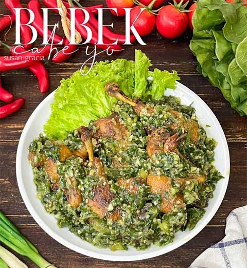 Resep Bebek Cabai Ijo Pedas dan Gurih Mantap 1 resep bebek cabai ijo
