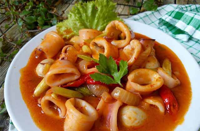 Resep Cumi Saus Padang Super Pedas Menggugah Selera | Resep Istimewa