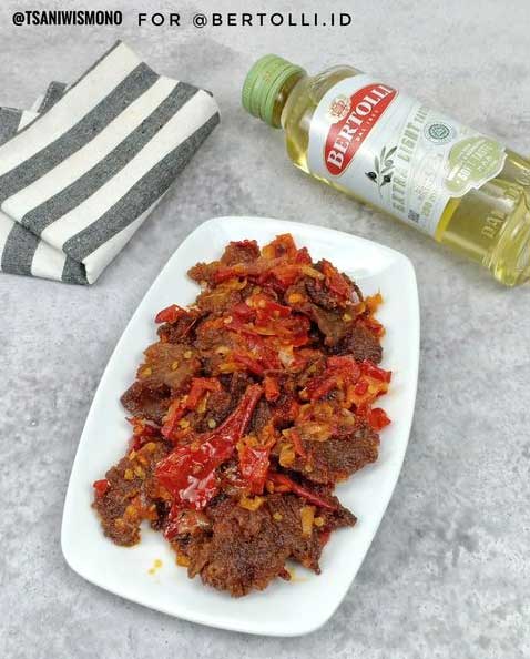Resep Dendeng Balado Khas Padang Pedas Gurih dan Nikmat 1 resep dendeng balado