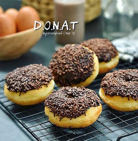 Resep Donat Maizena Lembut dan Empuk Anti Gagal 1 resep donat maizena