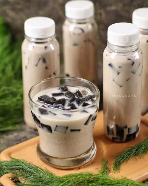 Resep Es Jelly Capcin, Minuman Pelepas Dahaga yang Segar dan Nikmat 1 es jelly capcin