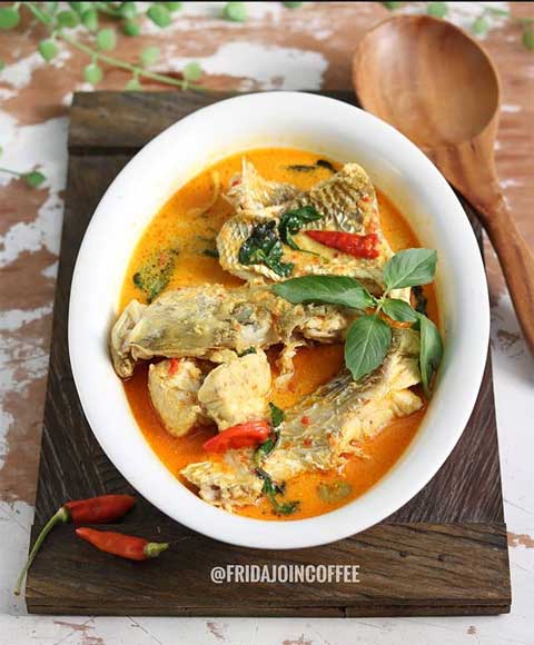 Resep Gulai Ikan Kakap Enak Sedap dan Gurih 1 resep gulai ikan kakap