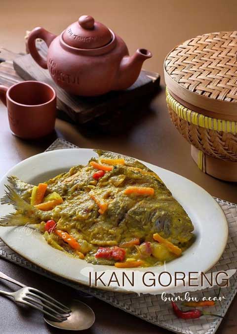 Resep Ikan Goreng Bumbu Acar Enak Segar Menggugah Selera 1 ikan goreng bumbu acar