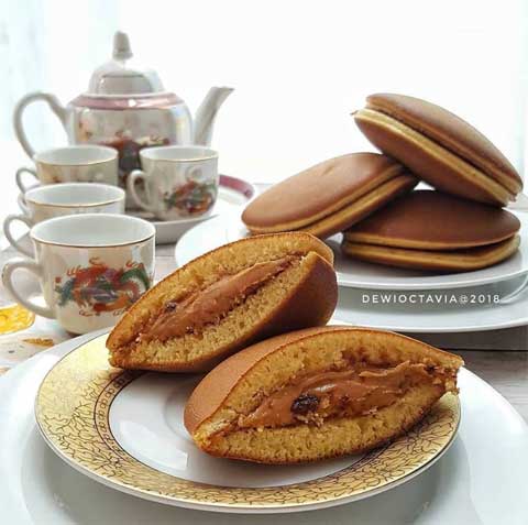 Resep Dorayaki Enak Lembut dan Sangat Mudah Cara Membuatnya 4 resep japanese dorayaki
