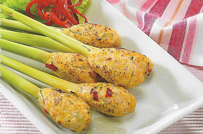Menu 4: Sate Lilit dan Aseh Tahu Tempe 1 Sate Lilit