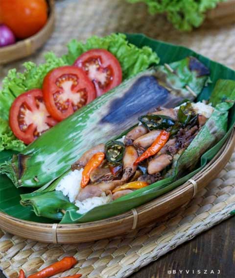 Resep Nasi Bakar Cumi Asin Sedap dan Gurih Menggugah Selera 1 resep nasi bakar cumi asin