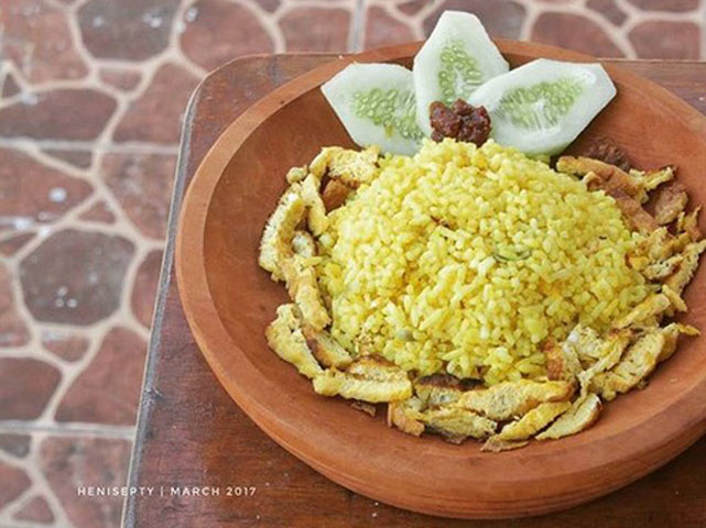 Resep nasi kuning ekspress