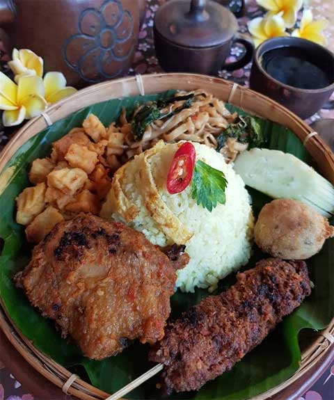 Resep Nasi Rames Komplit Enak Gurih dan Lezat 1 resep nasi rames komplit
