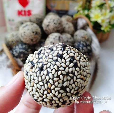 Resep Onde Onde Chocolate Lembut Manis dan Gurih Berpadu Menjadi Satu 2 Onde Onde Chocolate