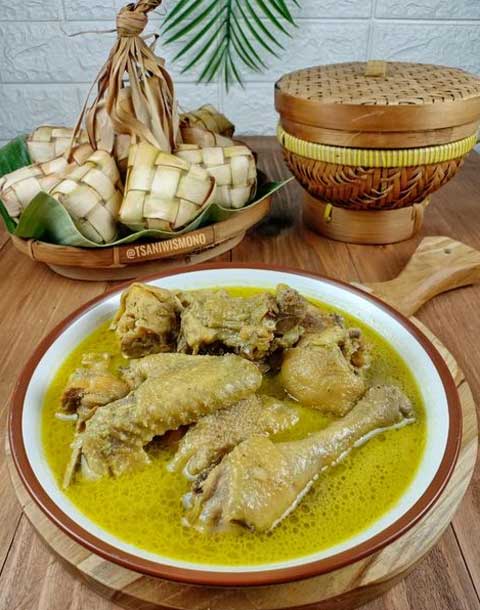 Resep Opor Ayam Kampung Spesial Enak Gurih dan Lezat Menggugah Selera 1 resep opor ayam kampung