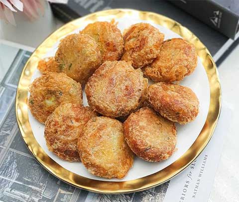 Resep Soto Daging Spesial Gurih dan Lezat 2 perkedel daging