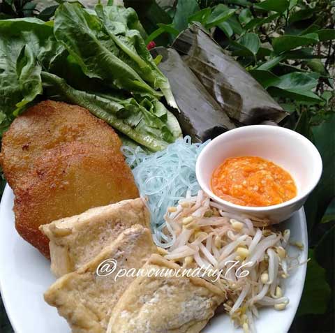 Resep Tahu Campur Lamongan Enak Gurih dan Lezat 2 pelengkap tahu campur lamongan