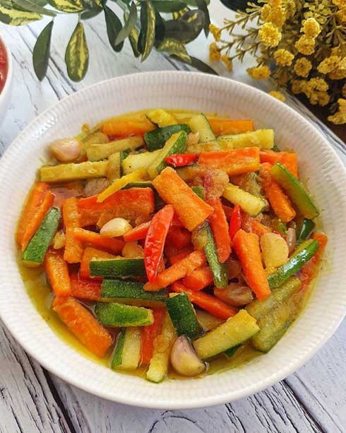 Resep dan Cara Membuat Acar Kuning Enak Menyegarkan 1 cara membuat acar kuning