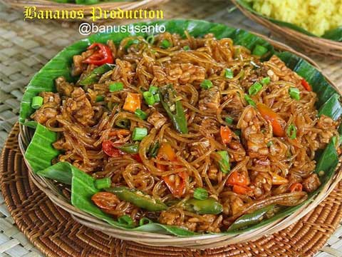 Resep Bihun Goreng Enak Praktis dan Spesial 2 resep bihun goreng pedas