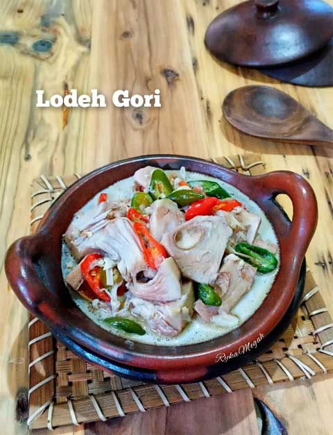 Resep Lodeh Gori, Kelezatan Nangka Muda dalam Kuah Santan Kental 1 resep lodeh gori