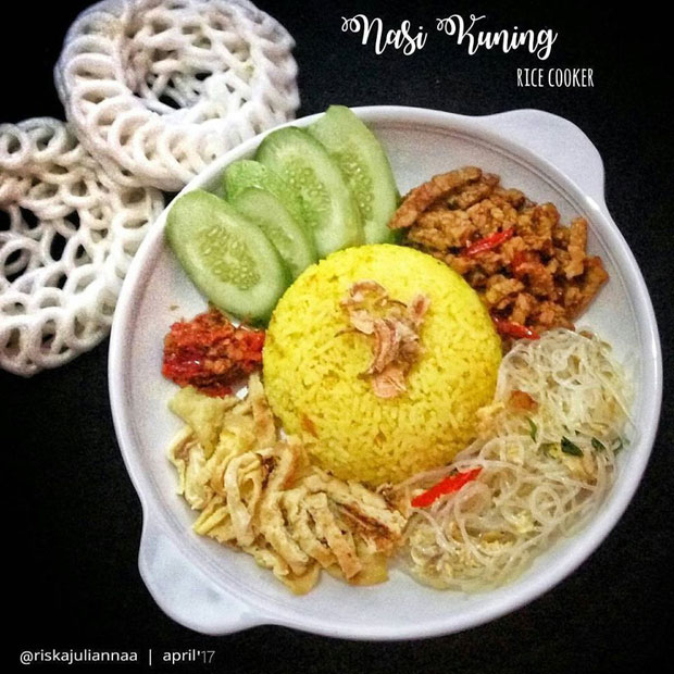 Resep Nasi Kuning Rice Cooker