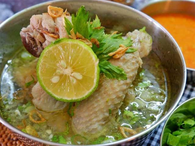Sop ayam Klaten Pak Min