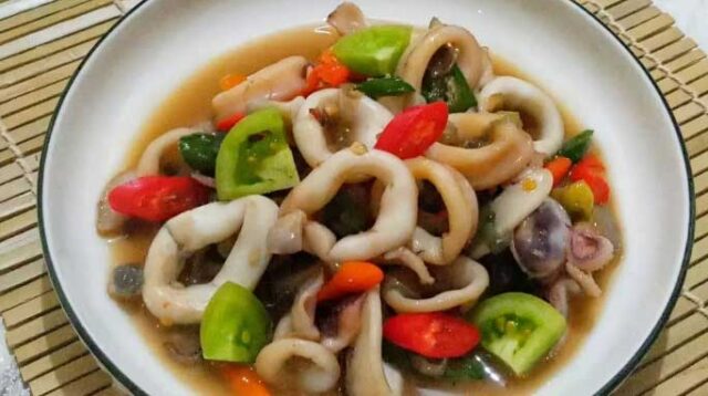 resep tumis cumi cabe ijo