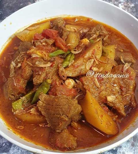 resep semur daging kentang khas bali