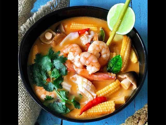 Tom Yam Seafood