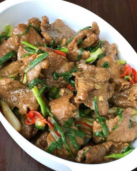 Resep Tumis Daging Daun Bawang, Menu Praktis Anti RIbet Pas untuk Menu Sahur 1 tumis daging daun bawang